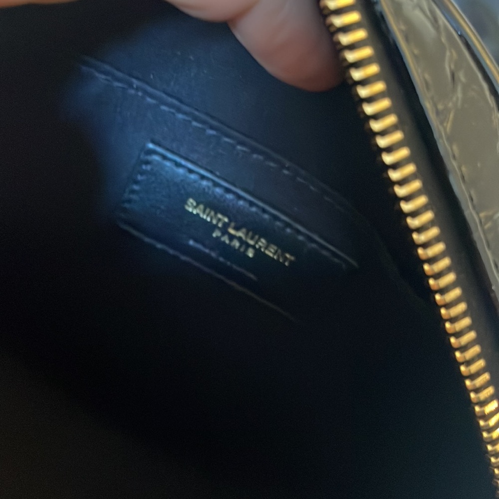 Yves Saint Laurent YSL brand new with tags cross body Vinyle Round Croc-Leather - Picture 5 of 7